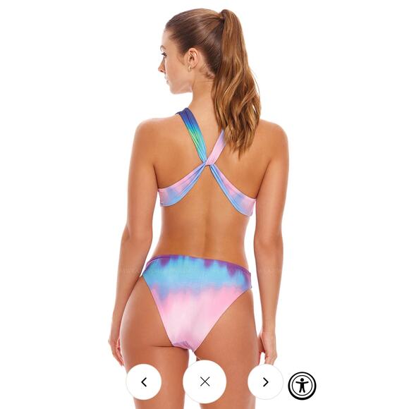 Ague Bendita Vini Malibu One-Piece Crisscross Front Cutouts Open Back Medium - Picture 9 of 9